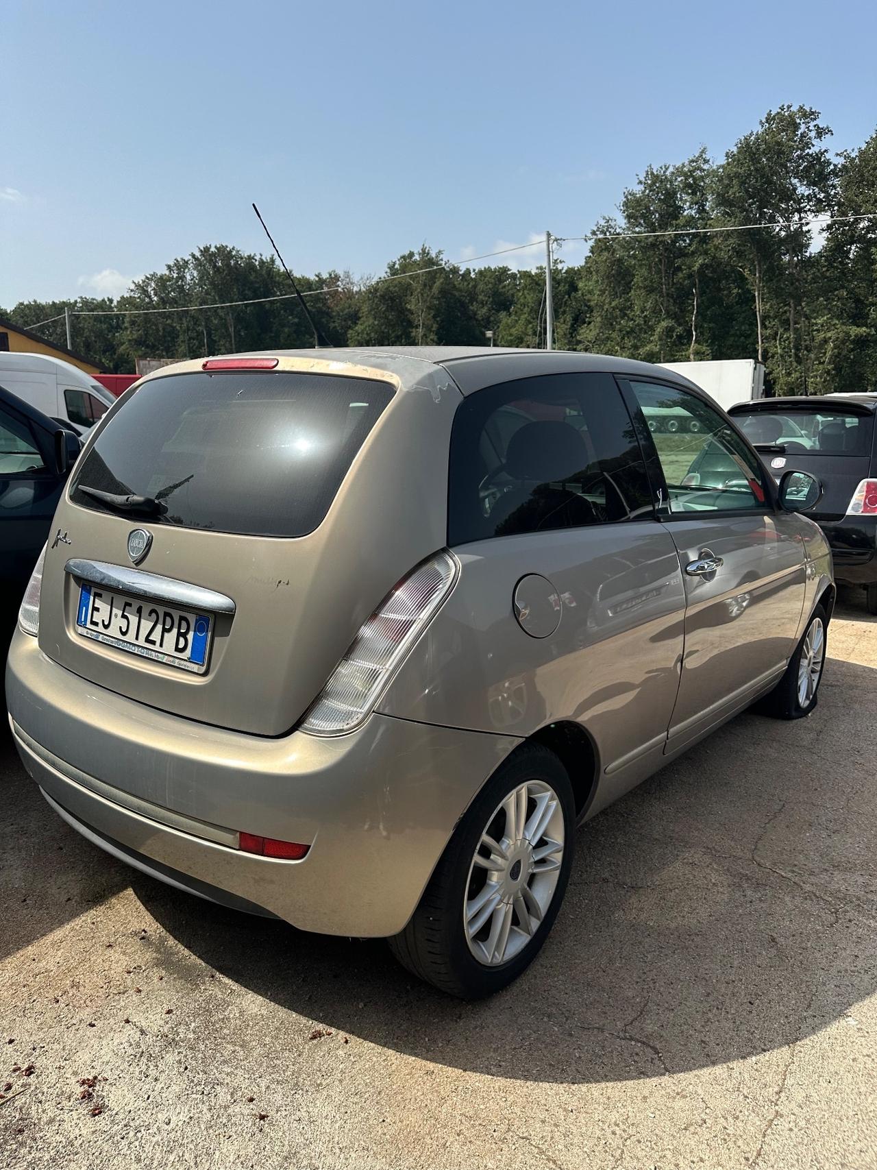 Lancia Ypsilon 1.3 MJT 75 CV Diva NEOPATENTATI PRONTA CONSEGNA