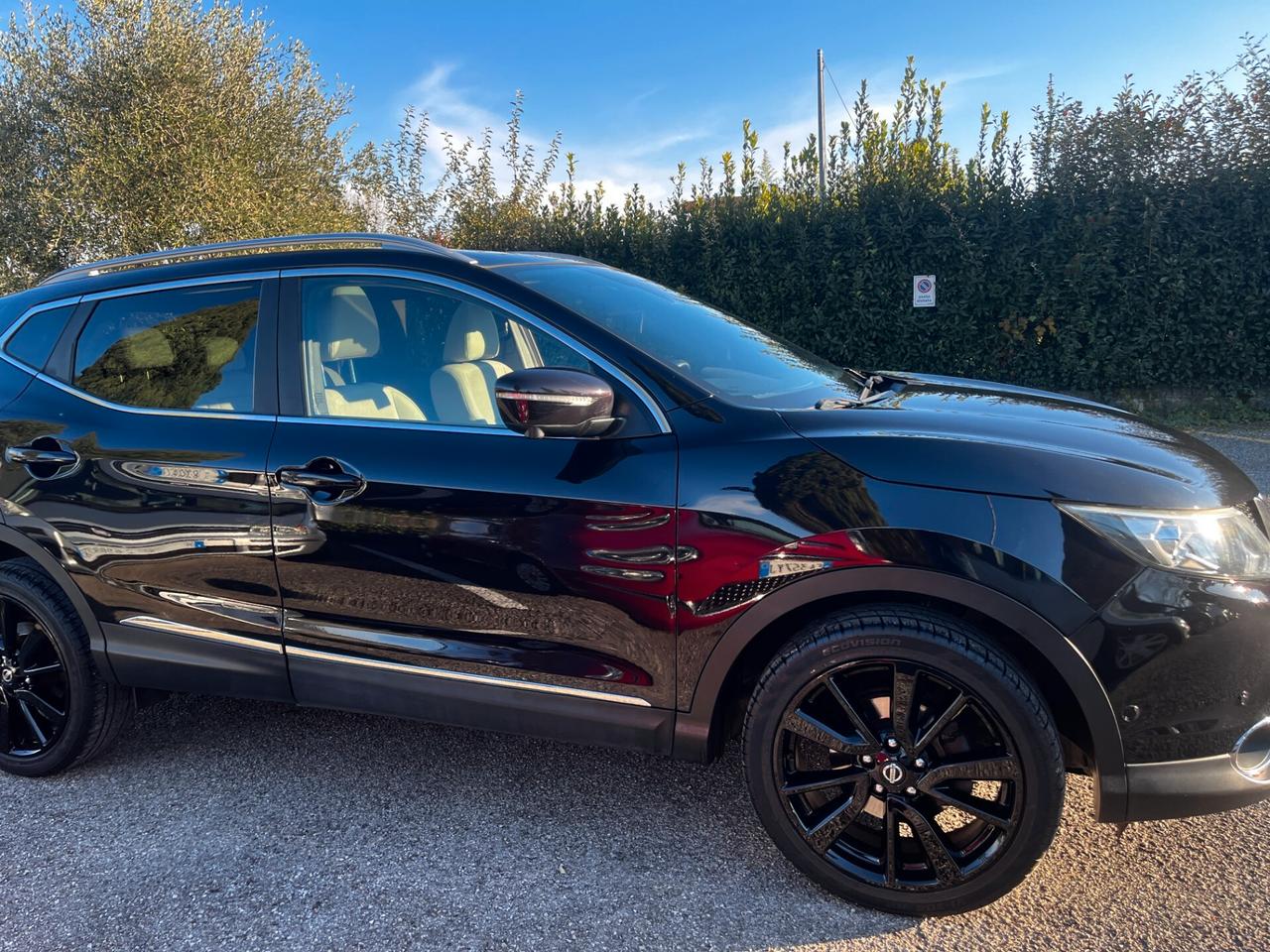 Nissan Qashqai 1.6 dCi 4WD Premier Limited Edition 130 cv