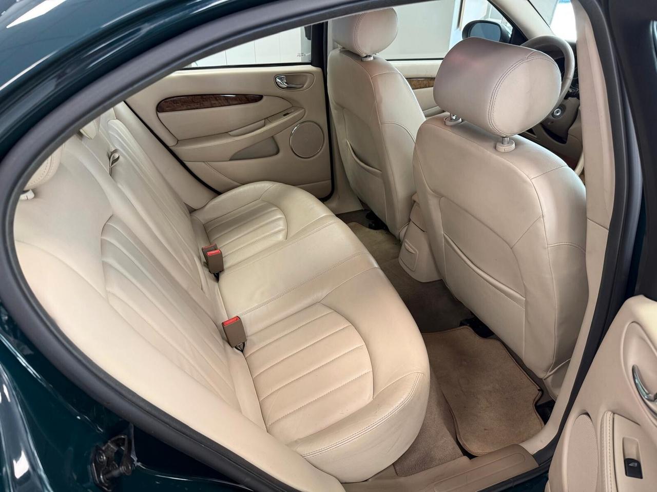 Jaguar X-Type 2.5 V6 24V cat Executive