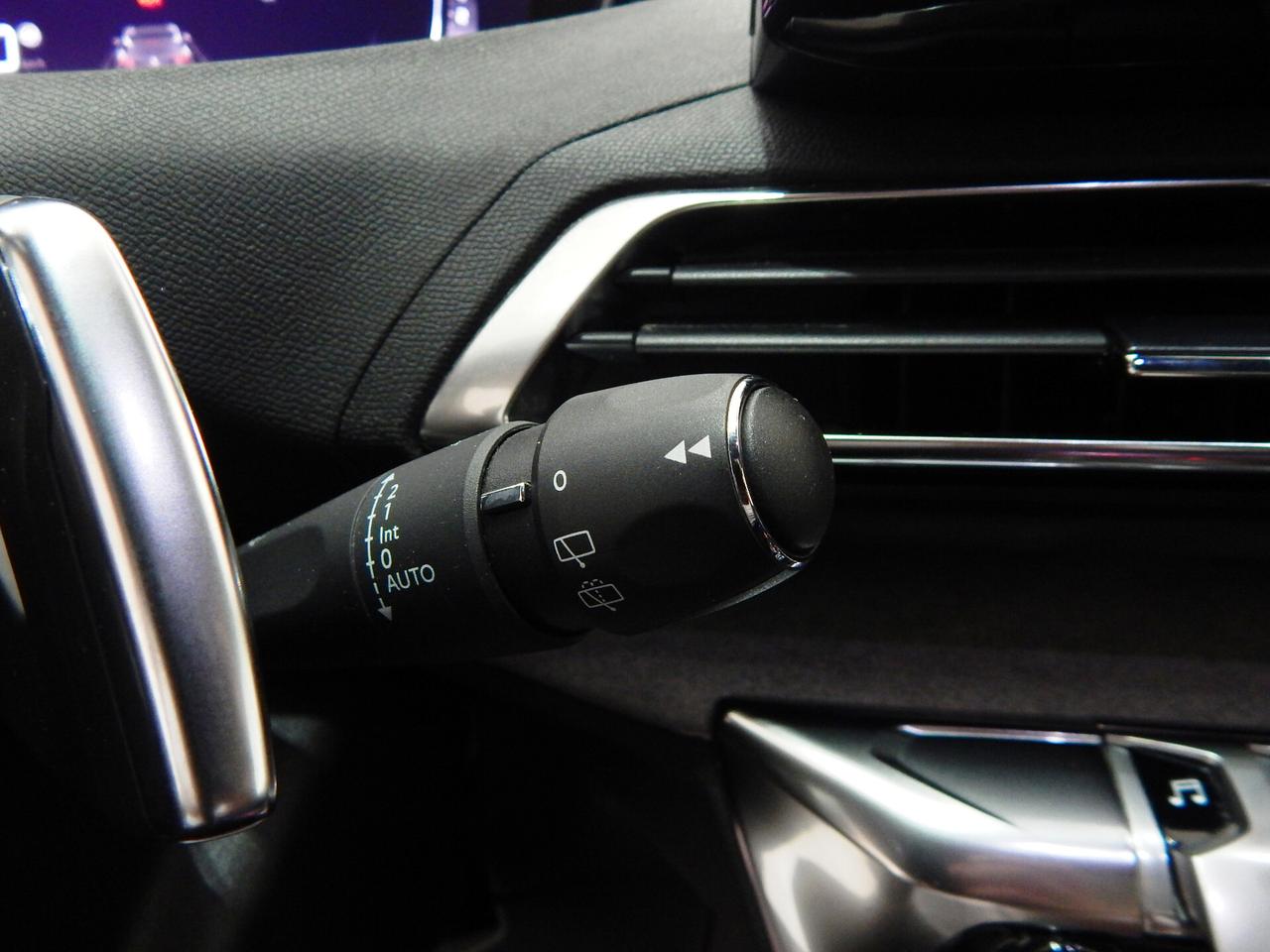 Peugeot 3008 1.5 bluehdi GT S&S AT8 TETTO-NAVI-PELLE-RADAR-LED