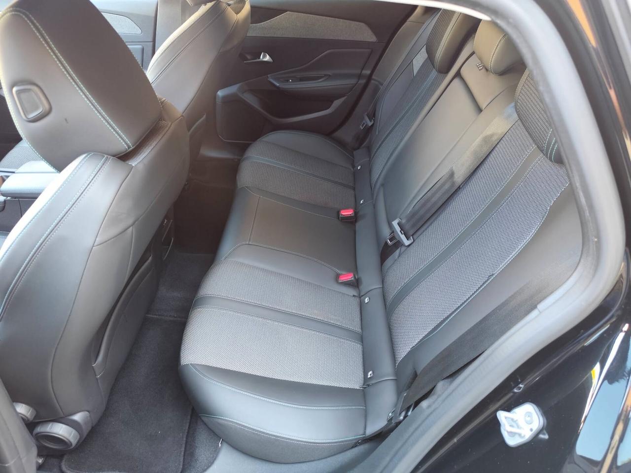 Peugeot 308 EAT8 SW Allure 130cv- 2022