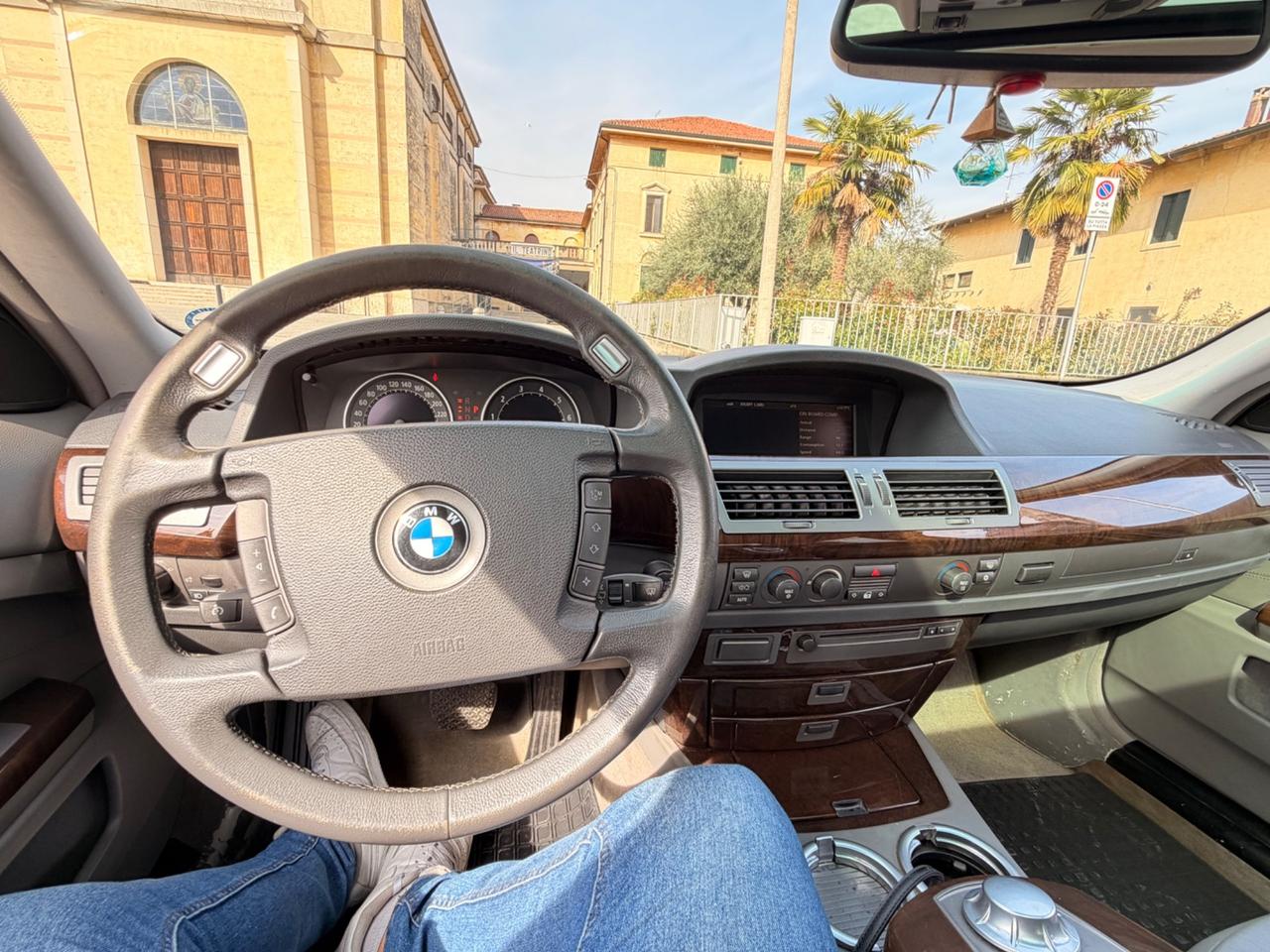 BMW 735I V8 272cv ottime condizioni uniprop. Garanzia 12/24