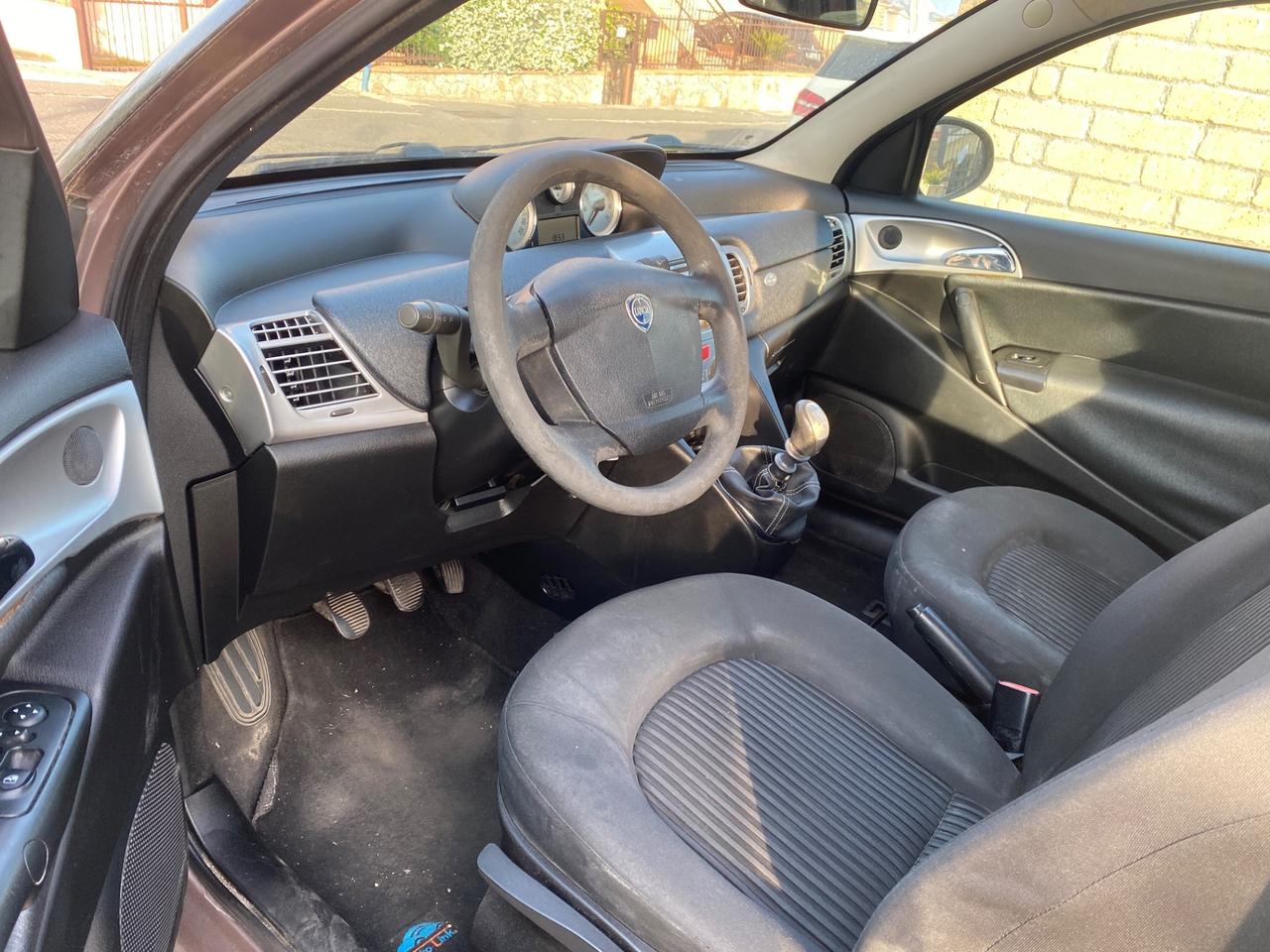 Lancia Ypsilon 1.2 Argento