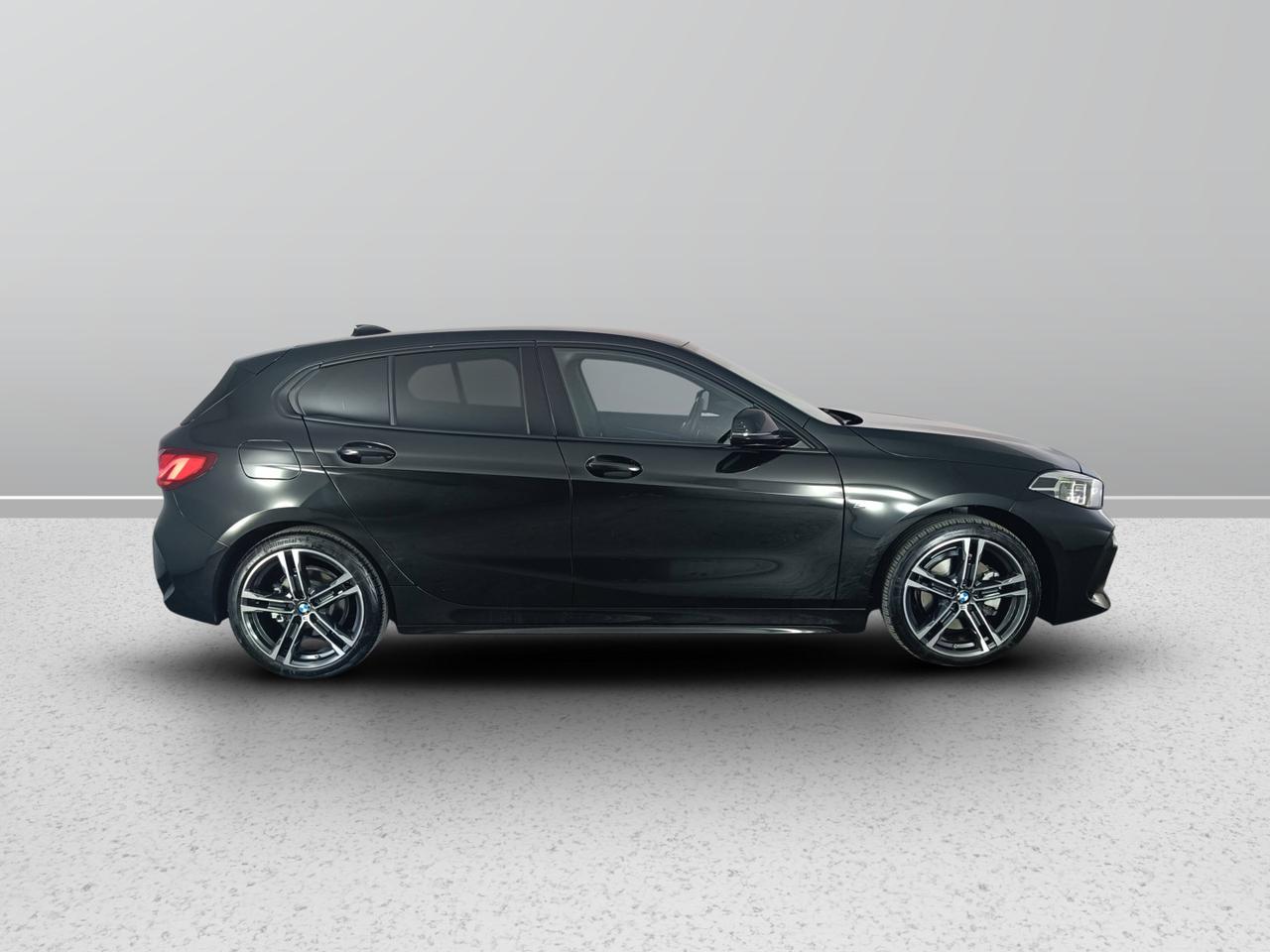 BMW Serie 1 F40 - 118d Msport auto