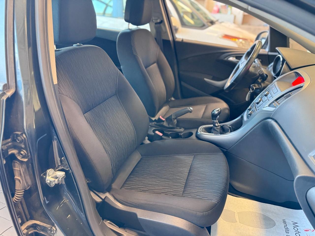 Opel Astra 1.7 CDTI 110CV Sports Tourer Cosmo