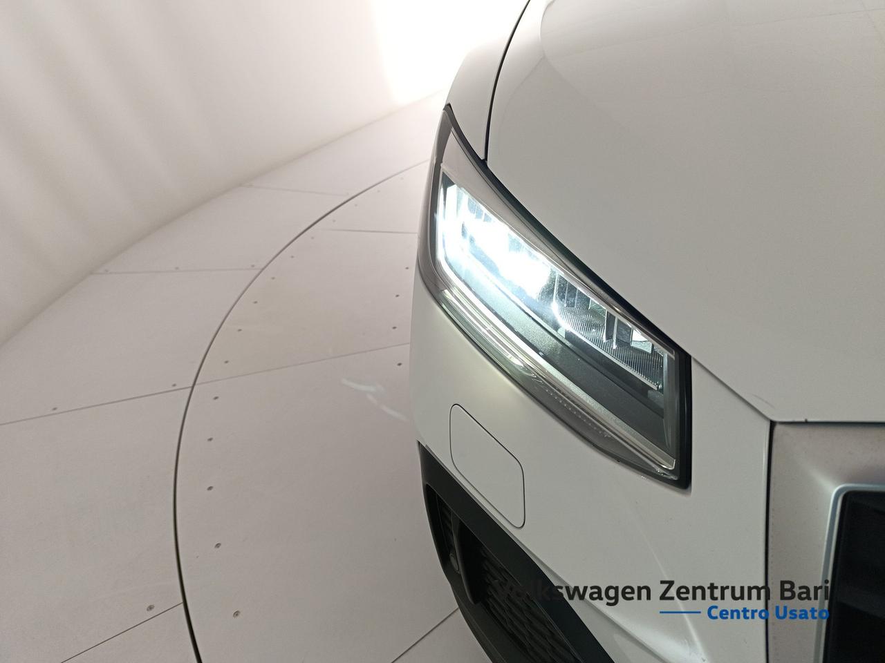 Audi Q2 30 2.0 tdi business s-tronic