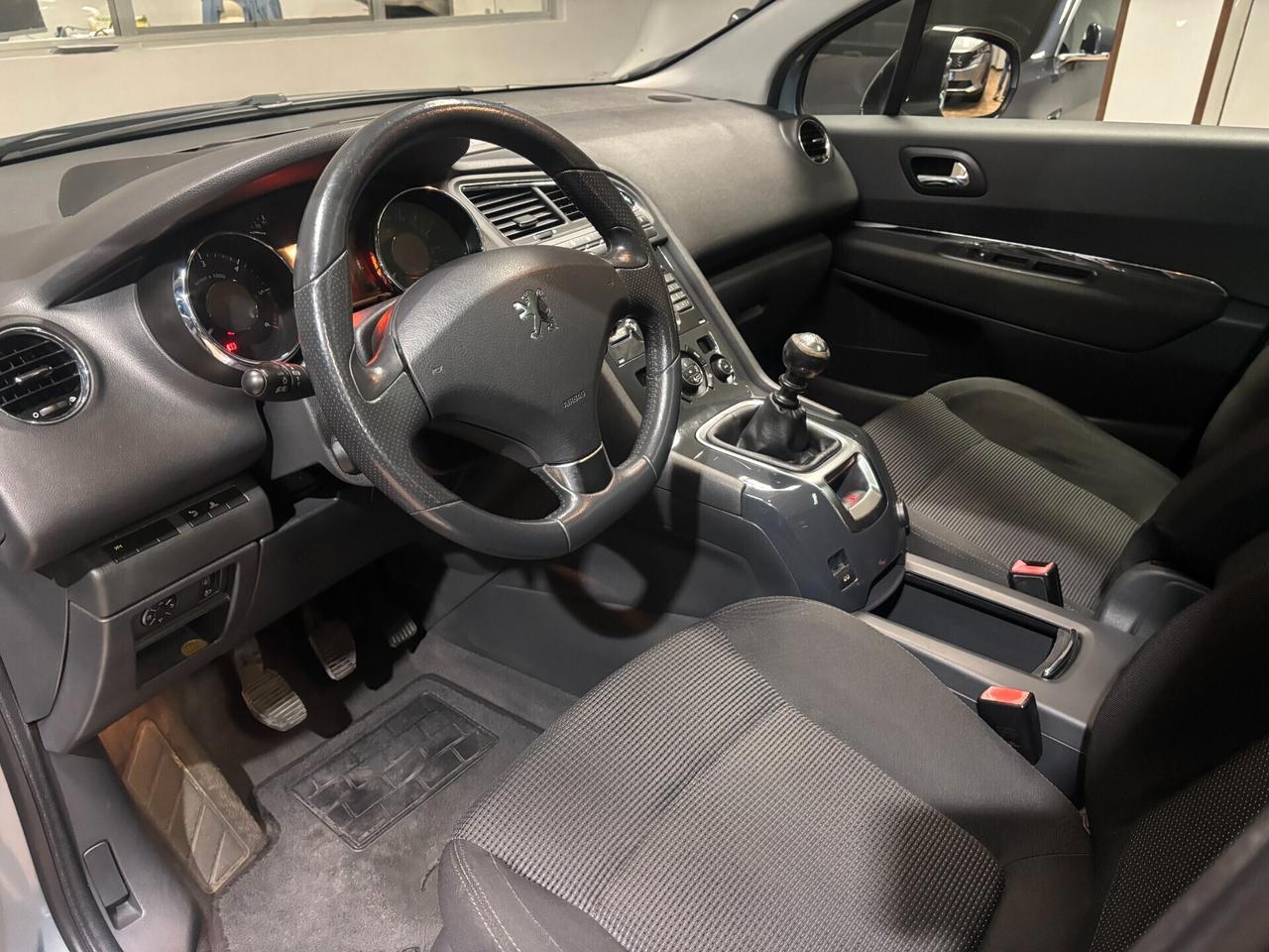 Peugeot 5008 2.0 hdi 16v Allure (feline) 150cv*EURO5