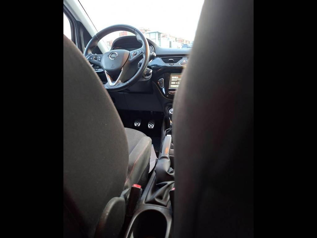 Opel Corsa 5 Porte 1.4 Black Edition