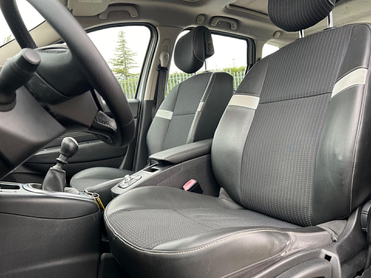 Renault Scenic Scénic X-Mod 1.5 dci 110cv TETTO - 2011