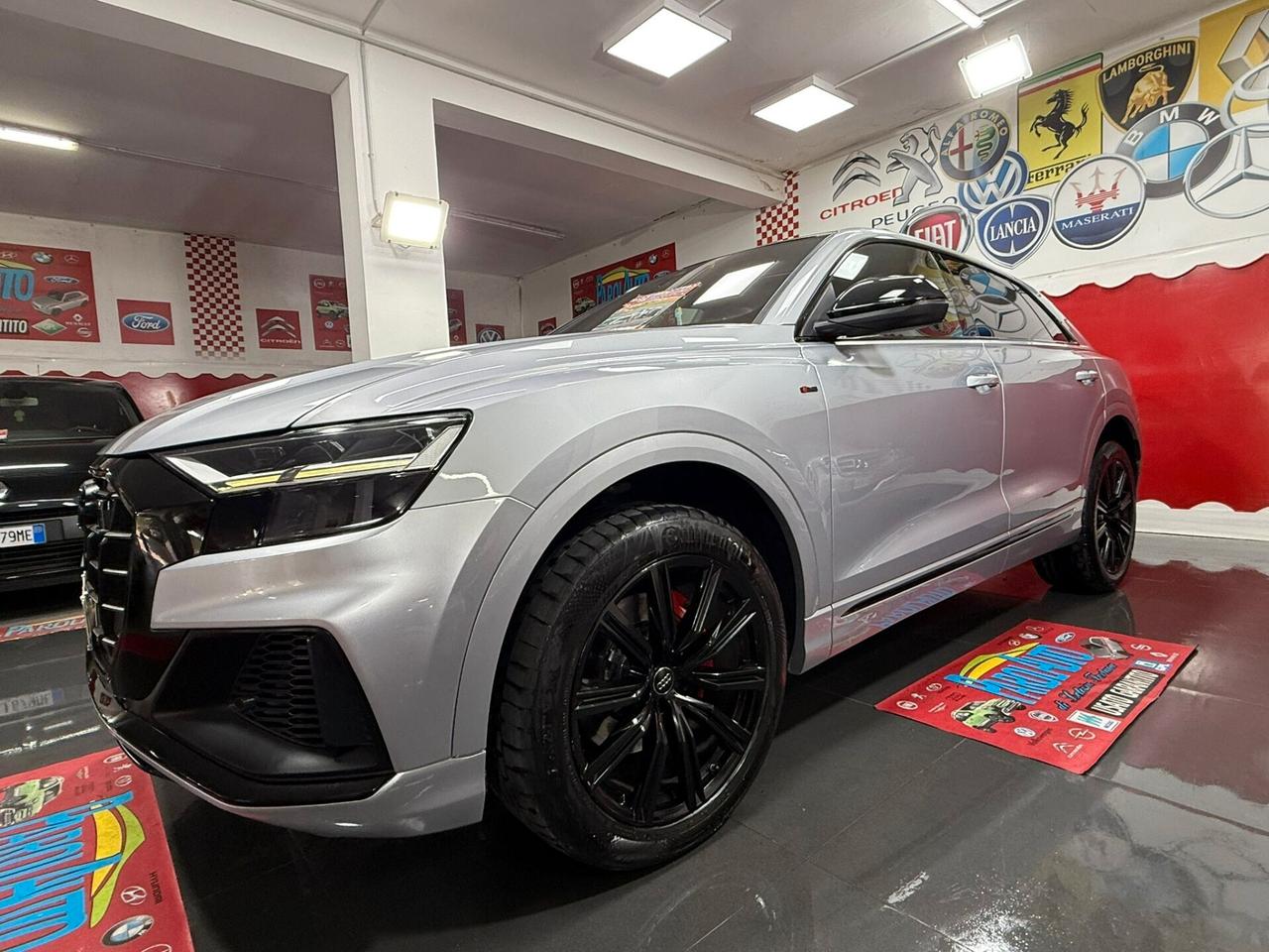 Audi Q8 50 3.0 TDI 286cv quattro S-LINE - 2019