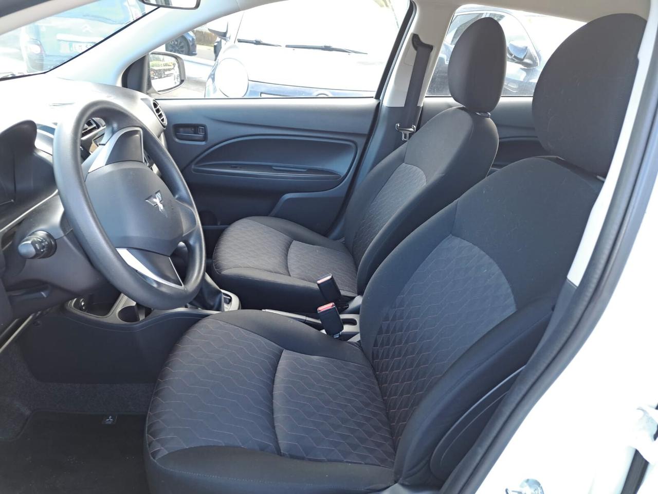 Mitsubishi Space Star 1.0 Intense SDA