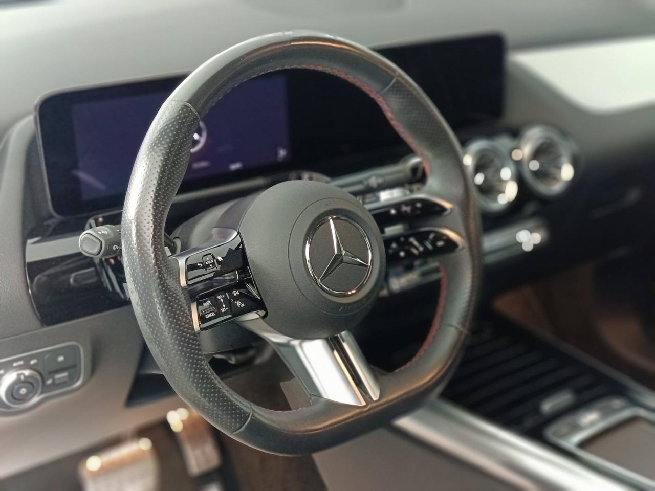 Mercedes-Benz GLA-H247 2023 - GLA 250 e phev AMG Line Advanced Plus auto