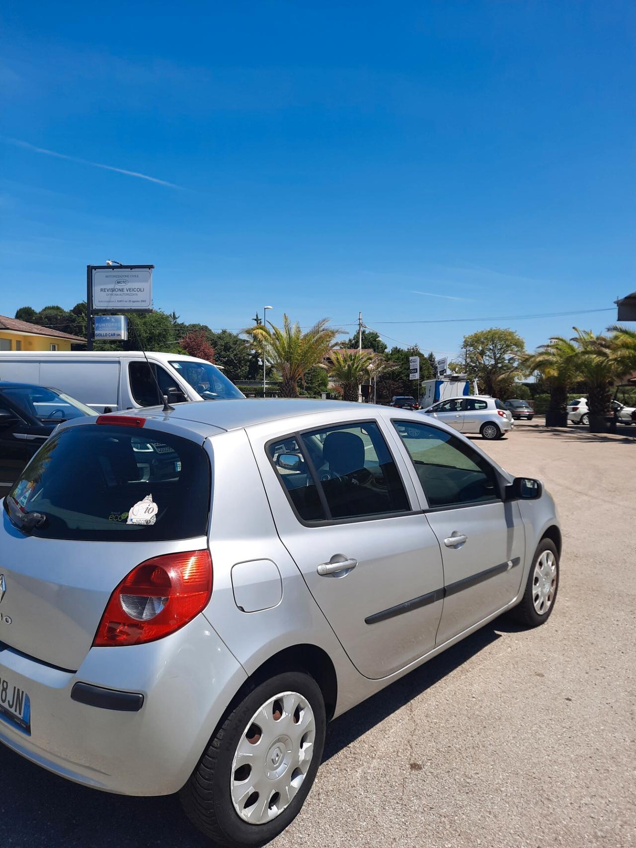Renault Clio 1.5 dCi 70CV 5 porte UNICO. PRO