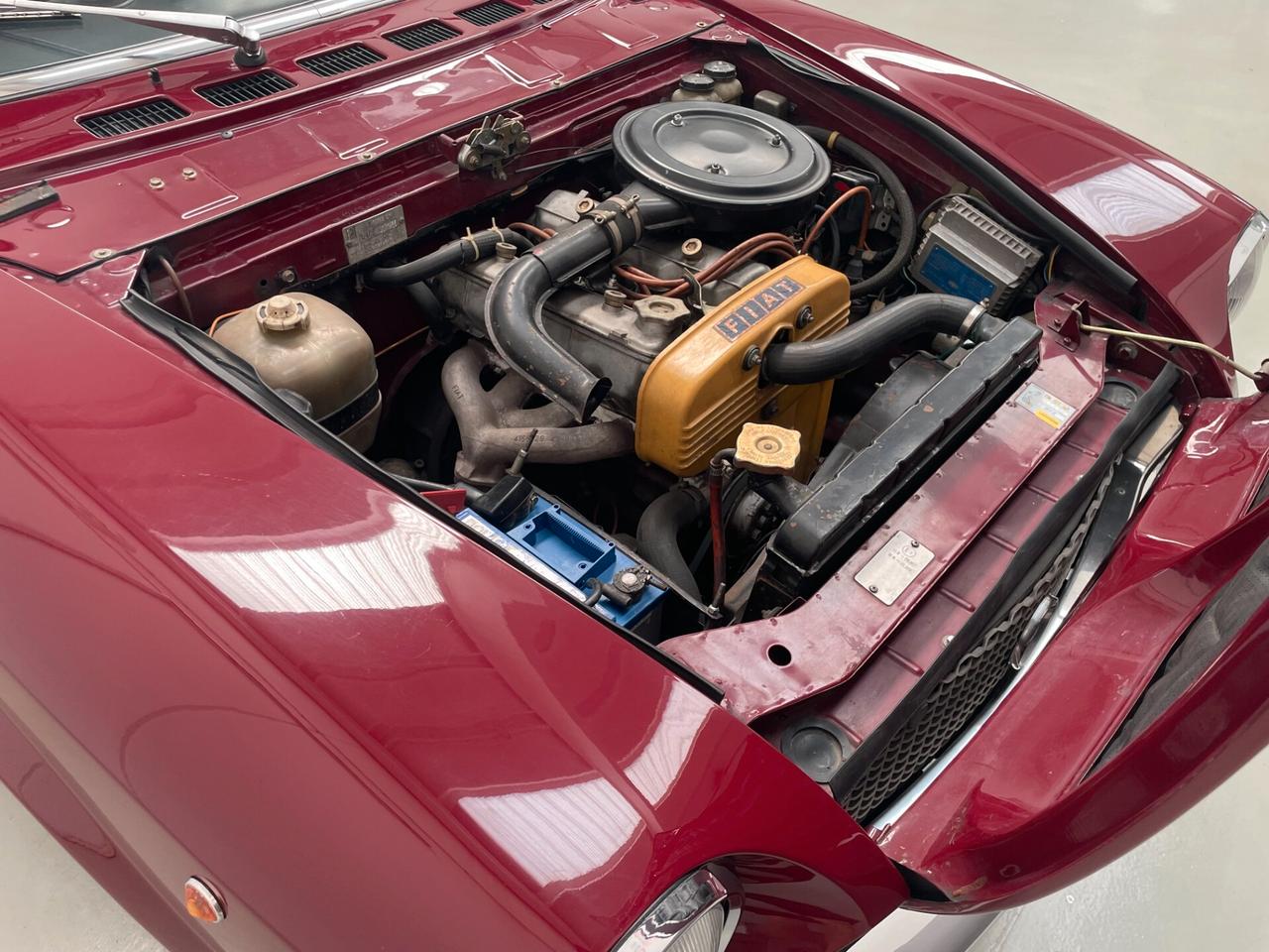Fiat 124 Spider 1.6 109CV TARGA ORO