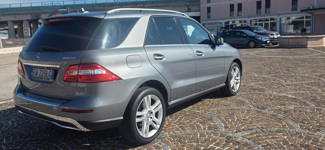 Mercedes-benz ML 250 350 BlueTEC 4Matic Premium