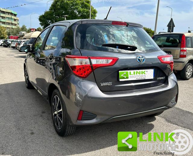 TOYOTA Yaris 1.5 Hybrid 5 porte Cool