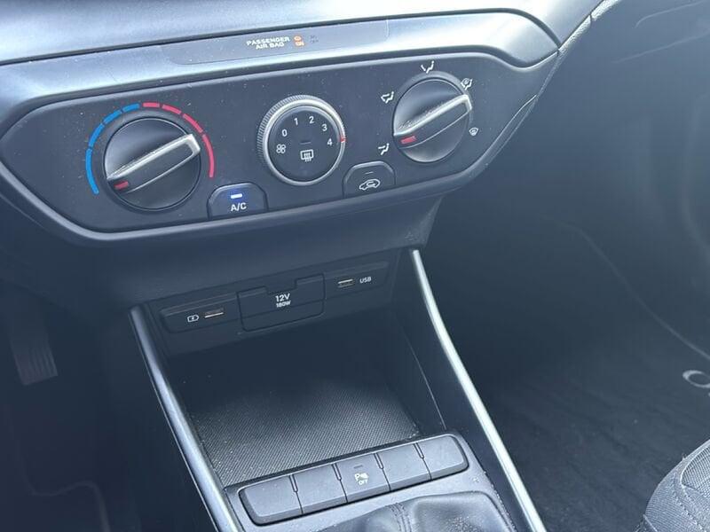 Hyundai i20 1.2 MPI 84cv Bose