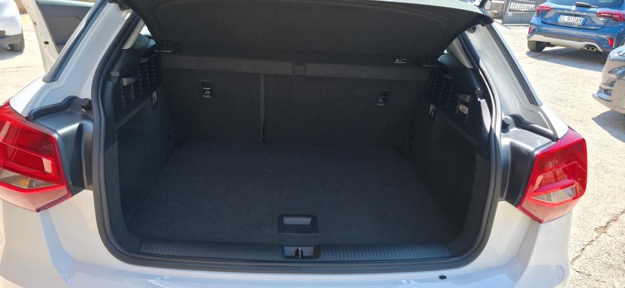 Audi Q2 30 TDI Business