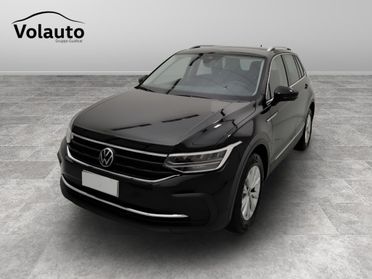 VOLKSWAGEN Tiguan II 2021 - Tiguan 2.0 tdi Life 150cv dsg