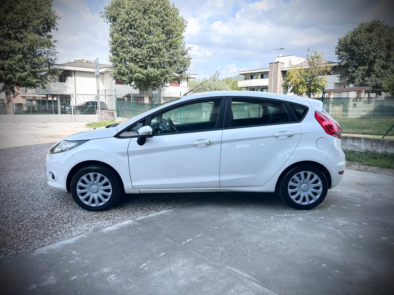 Ford Fiesta 1.2 82CV 5 porte