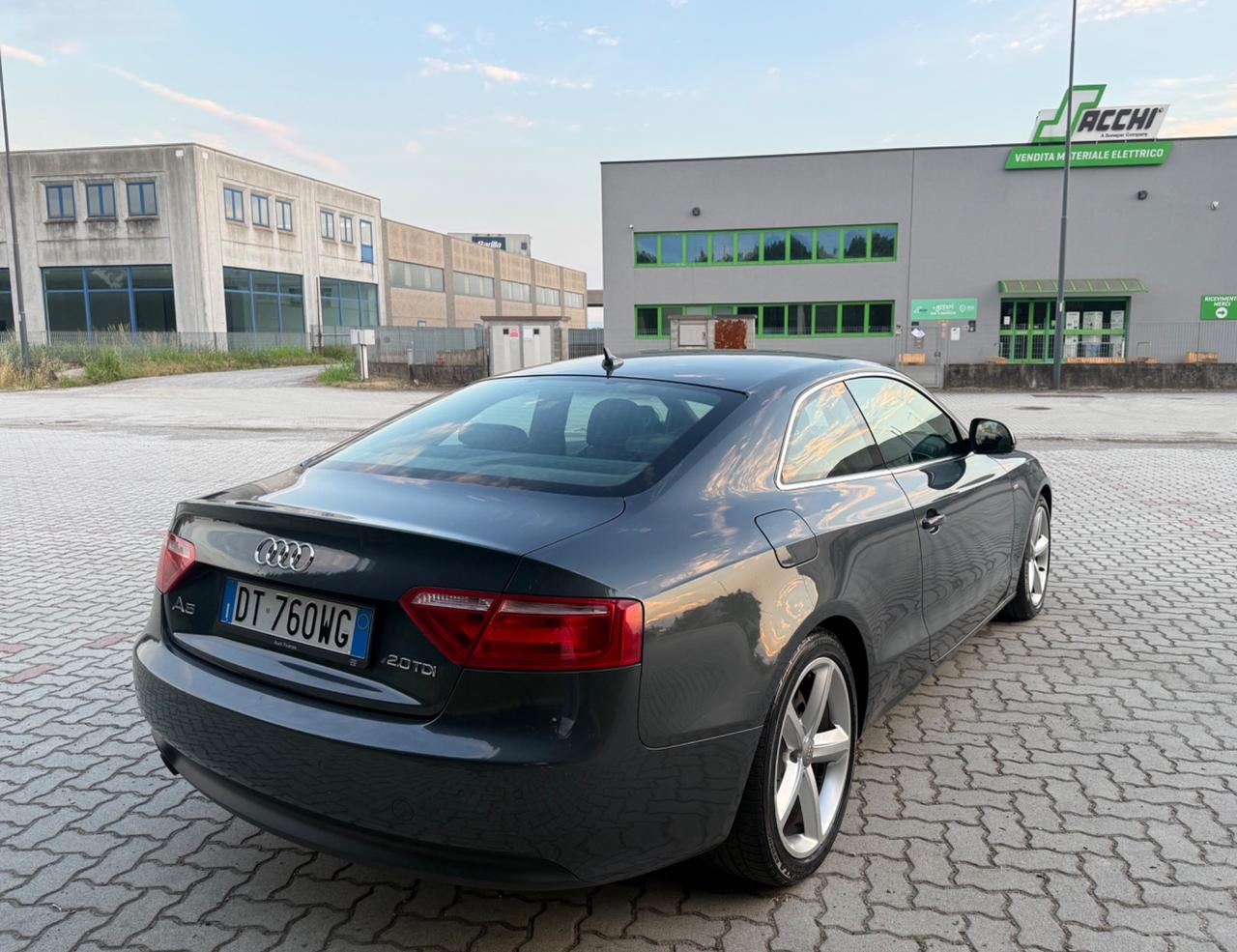 Audi A5 2.0 TDI S-LINE