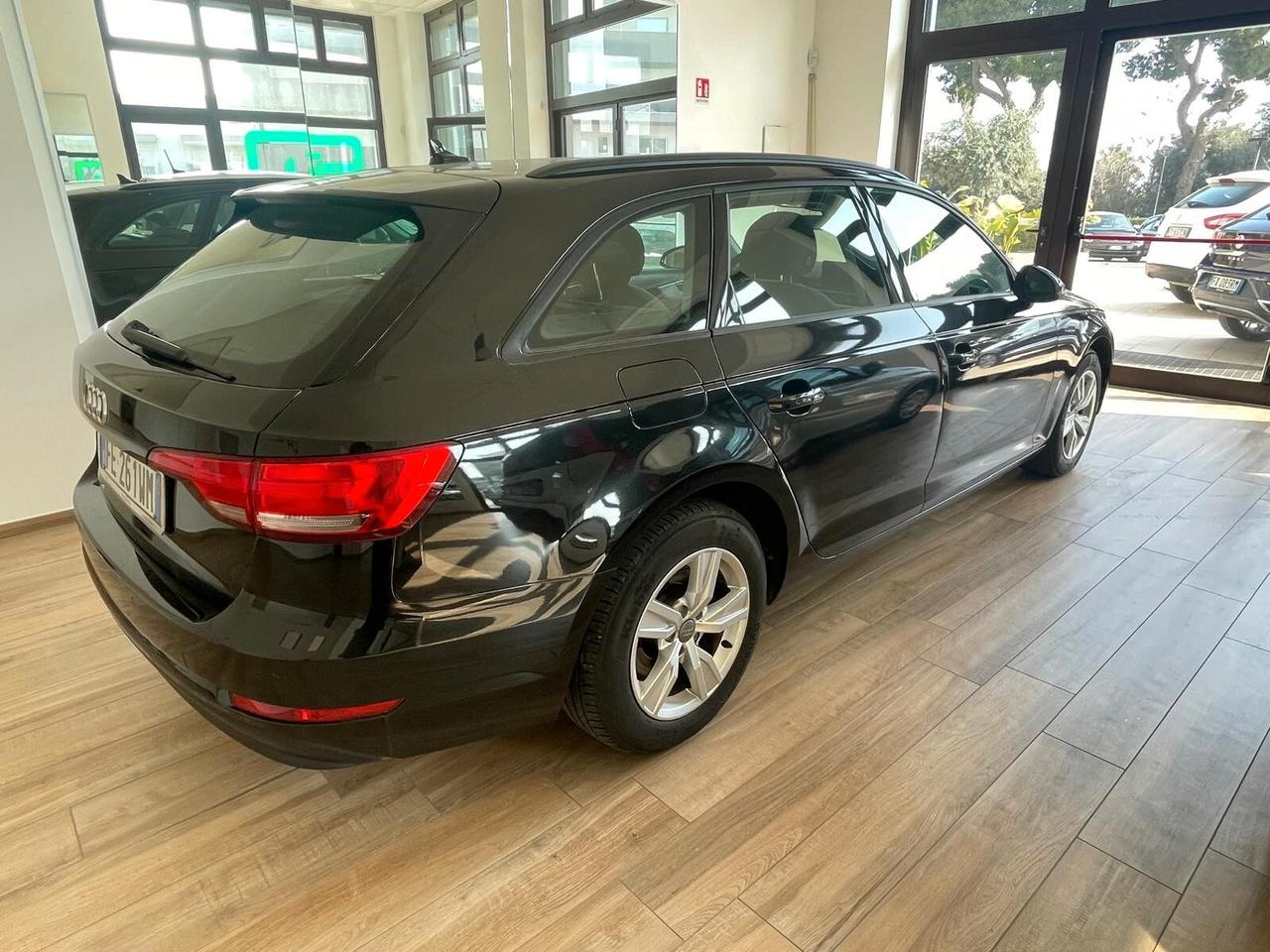 Audi A4 2.0 TDI 150 CV ultra S tronic Business Sport