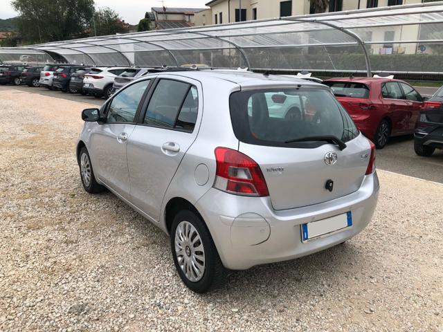 TOYOTA Yaris 1.3 5 porte Sol OK NEOPATENTATI