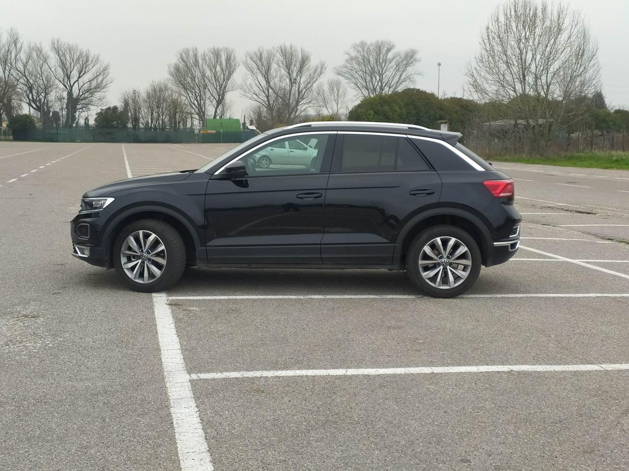 Volkswagen T-Roc Business 2.0 TDI 150CV #9725