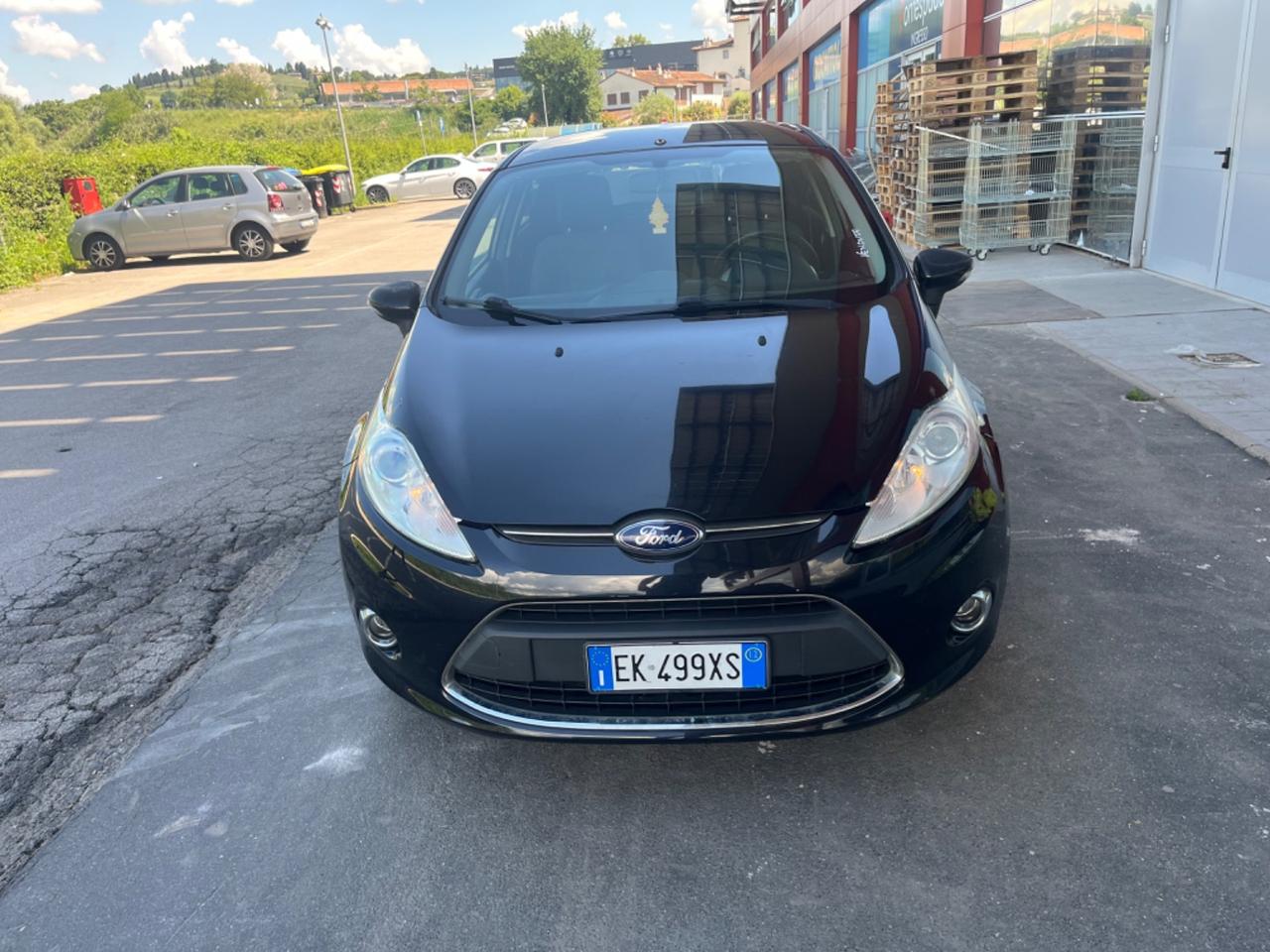 Ford Fiesta 1.4 5 porte Bz.- GPL Titanium