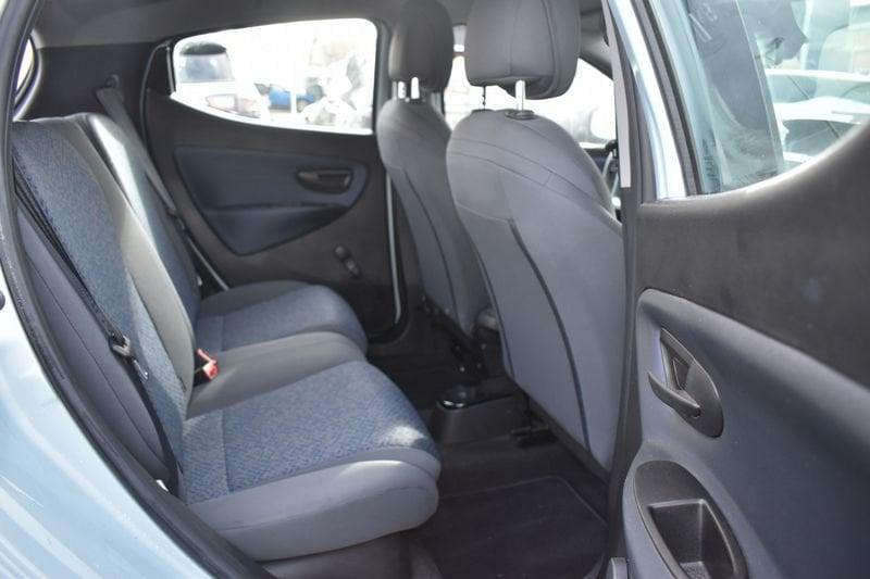 Lancia Ypsilon Ypsilon 1.0 FireFly 5 porte S&S Hybrid Gold Plus