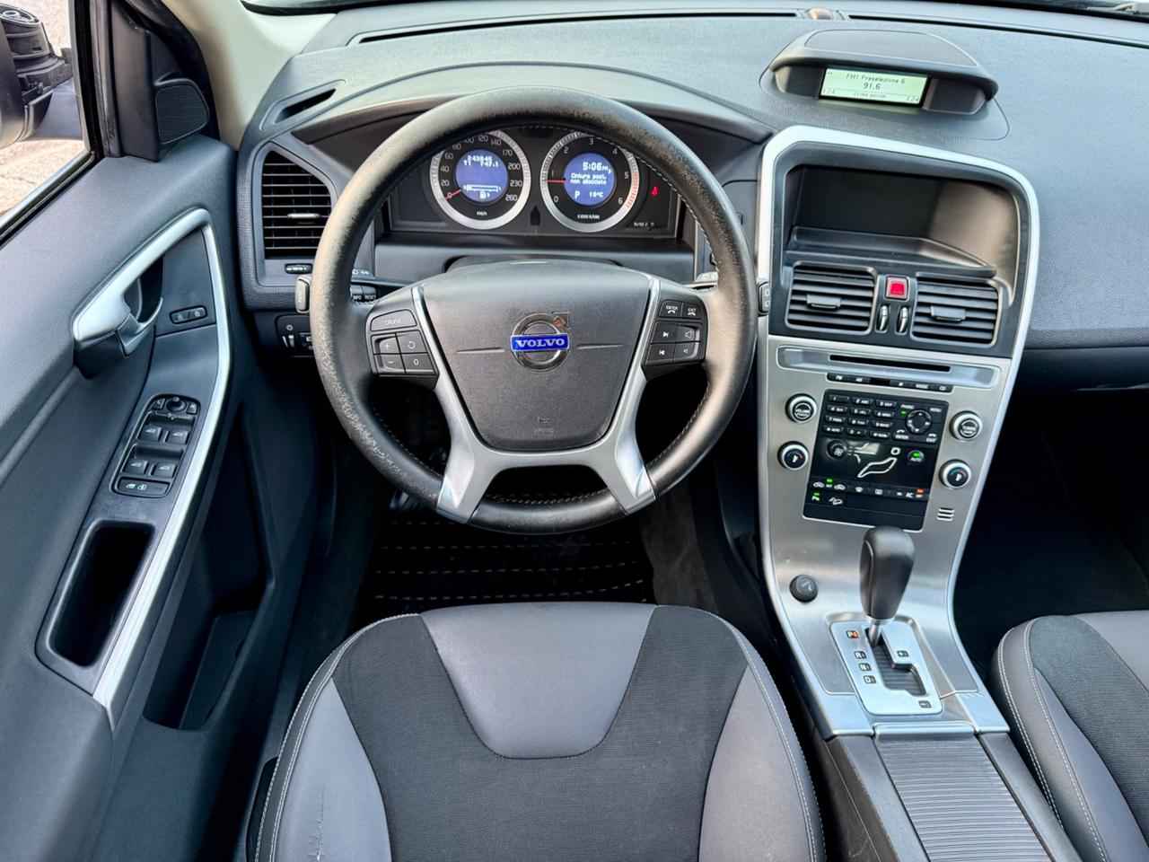 Volvo XC60 D5 AWD Geartronic Kinetic 2010