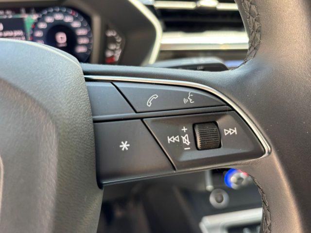 AUDI Q3 35 TDI S tronic Business Advanced
