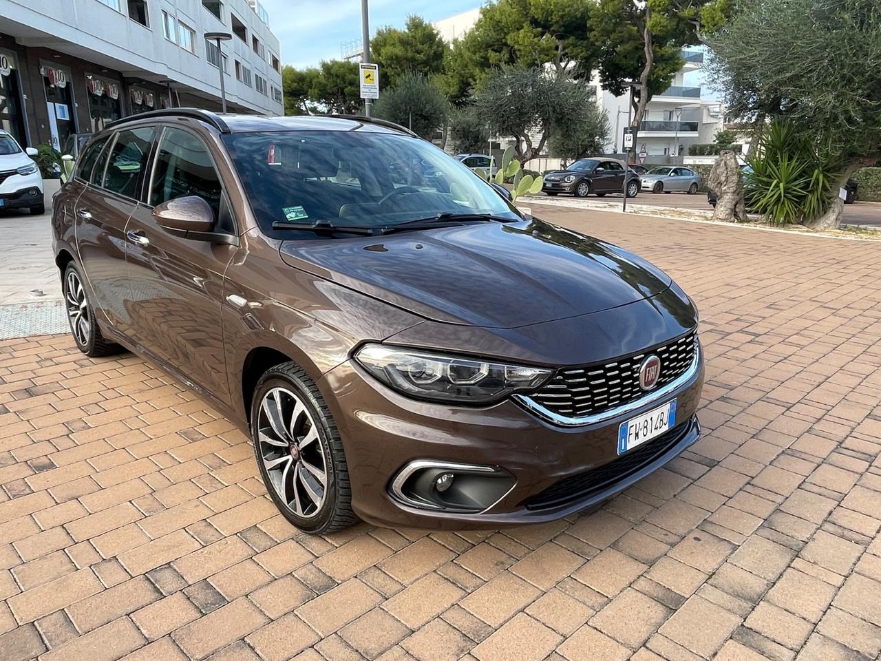 Fiat Tipo 1.6 Mjt S&S SW Lounge VETTURA IN ARRIVO