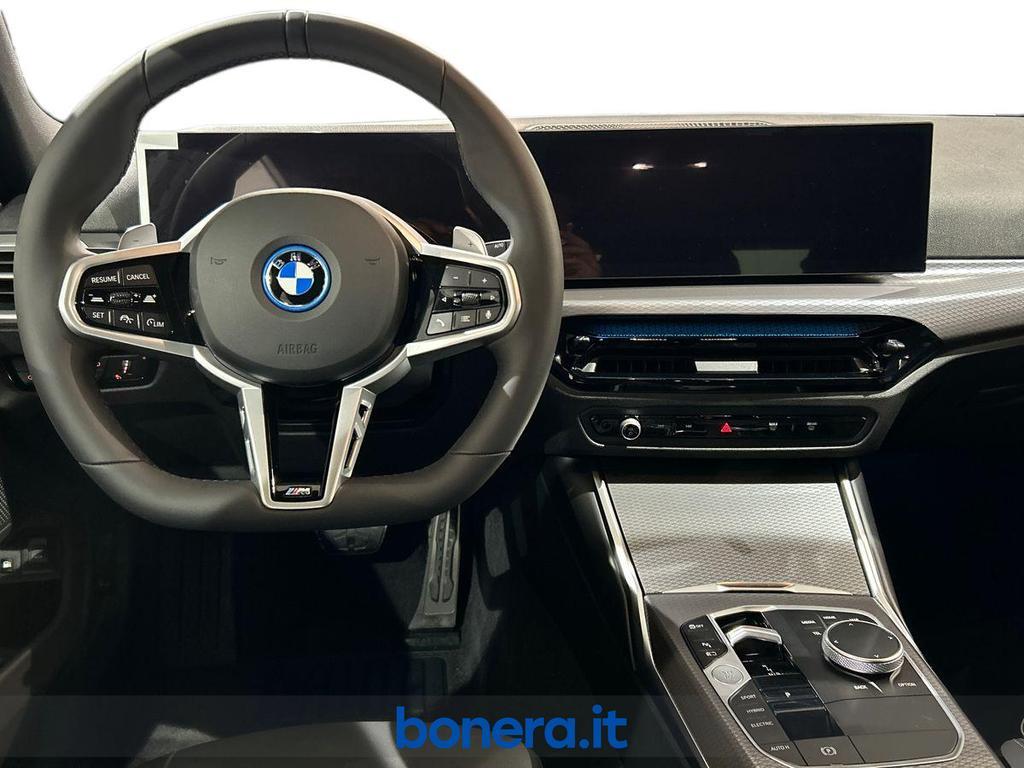 BMW Serie 3 Touring 330 e Hybrid Edition Steptronic