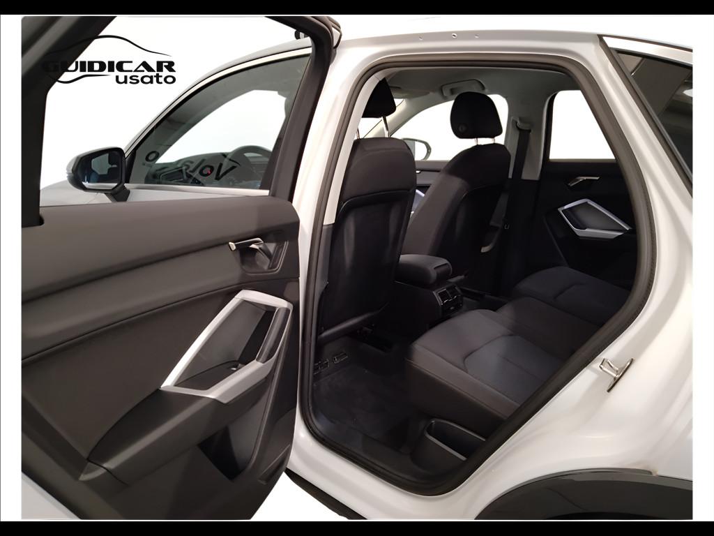 AUDI Q3 I 2019 Sportback - Q3 Sportback 35 2.0 tdi Business Plus