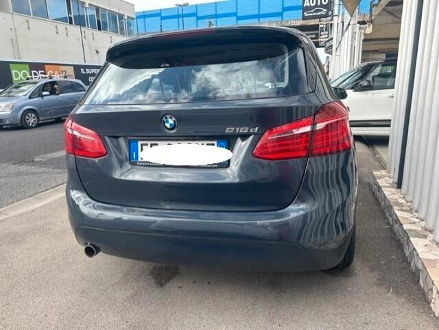 BMW 216 ACTIVE TOURER 10/2016 1,5 DCI