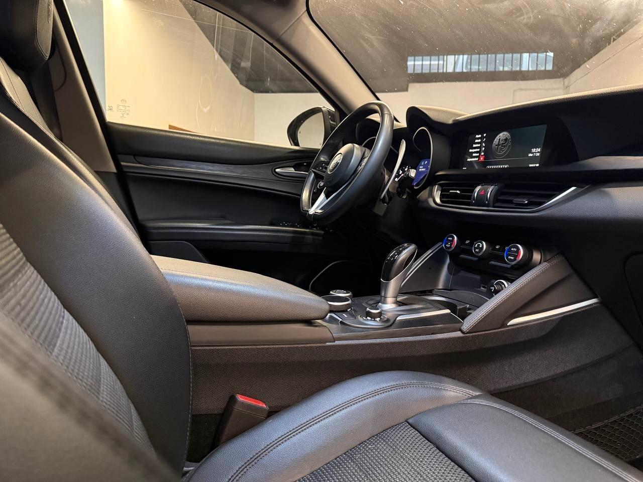 Alfa Romeo Stelvio 2.2 Turbodiesel 210 CV AT8 Q4 Business