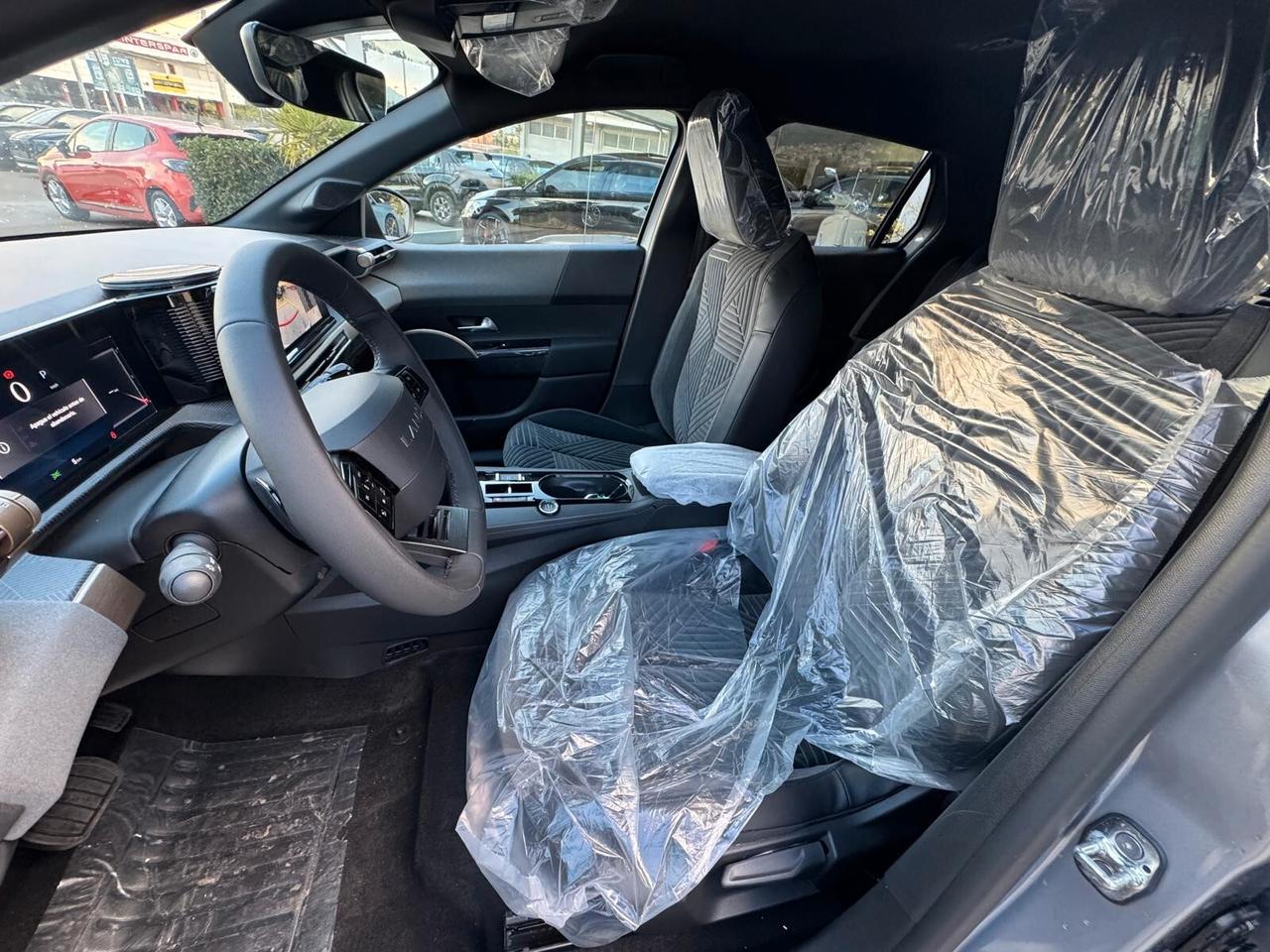 Lancia Ypsilon Hybrid DCT km0 pronta consegna