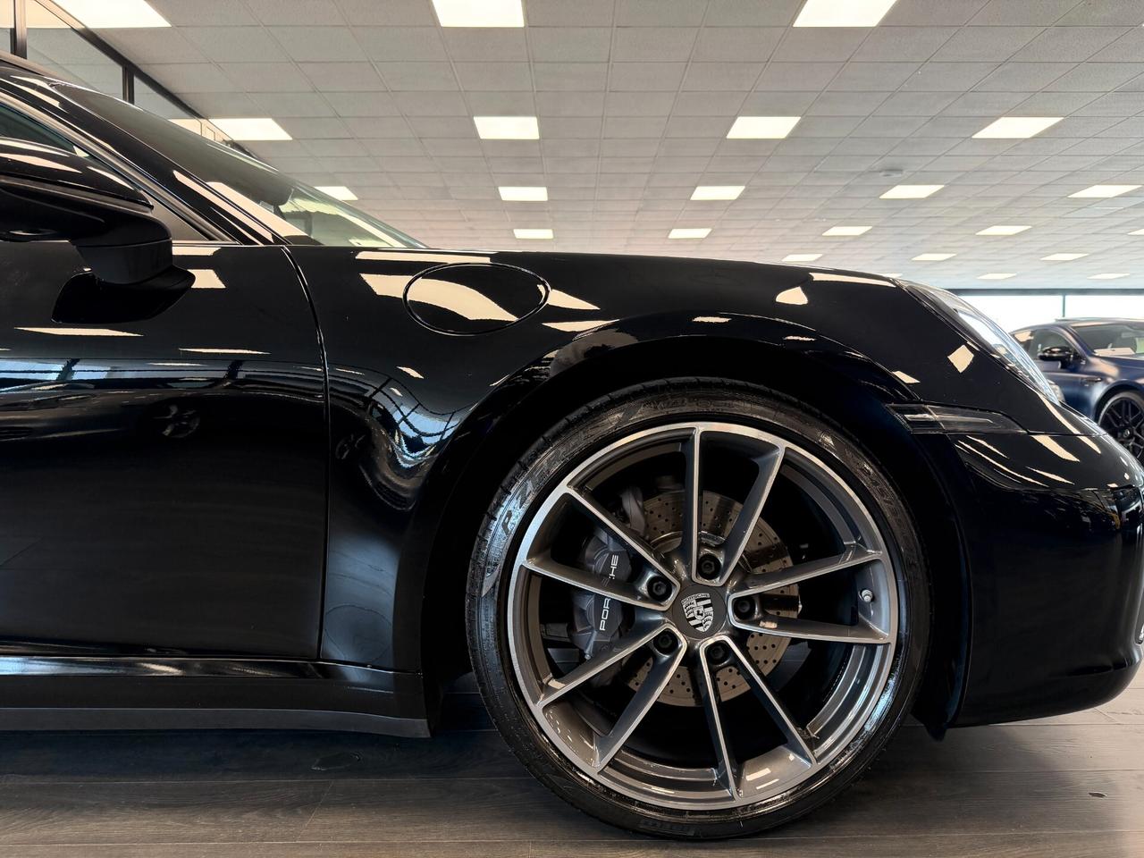 Porsche 911 Carrera 4