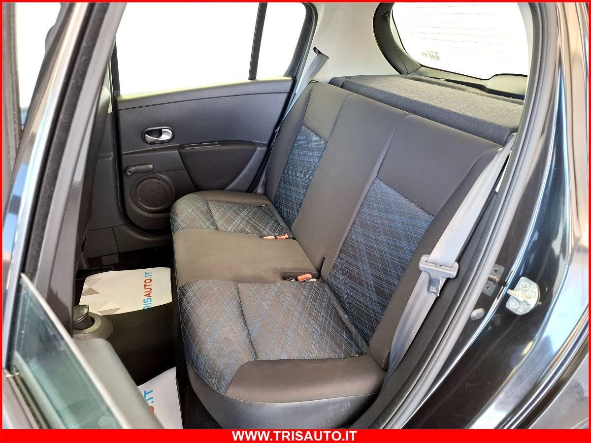 RENAULT Clio 1.5 Dci Rip Curl 5p NEOPATENTATI