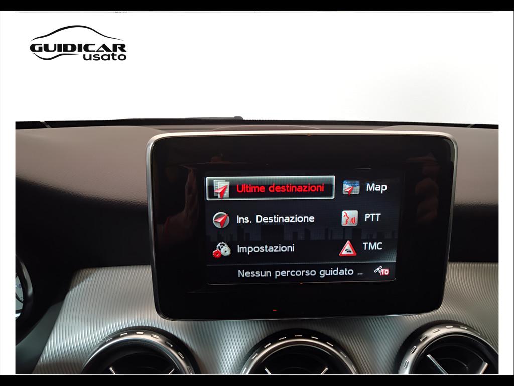 Mercedes-Benz GLA-X156 2014 - GLA 220 d (cdi) Sport 4matic 170cv auto