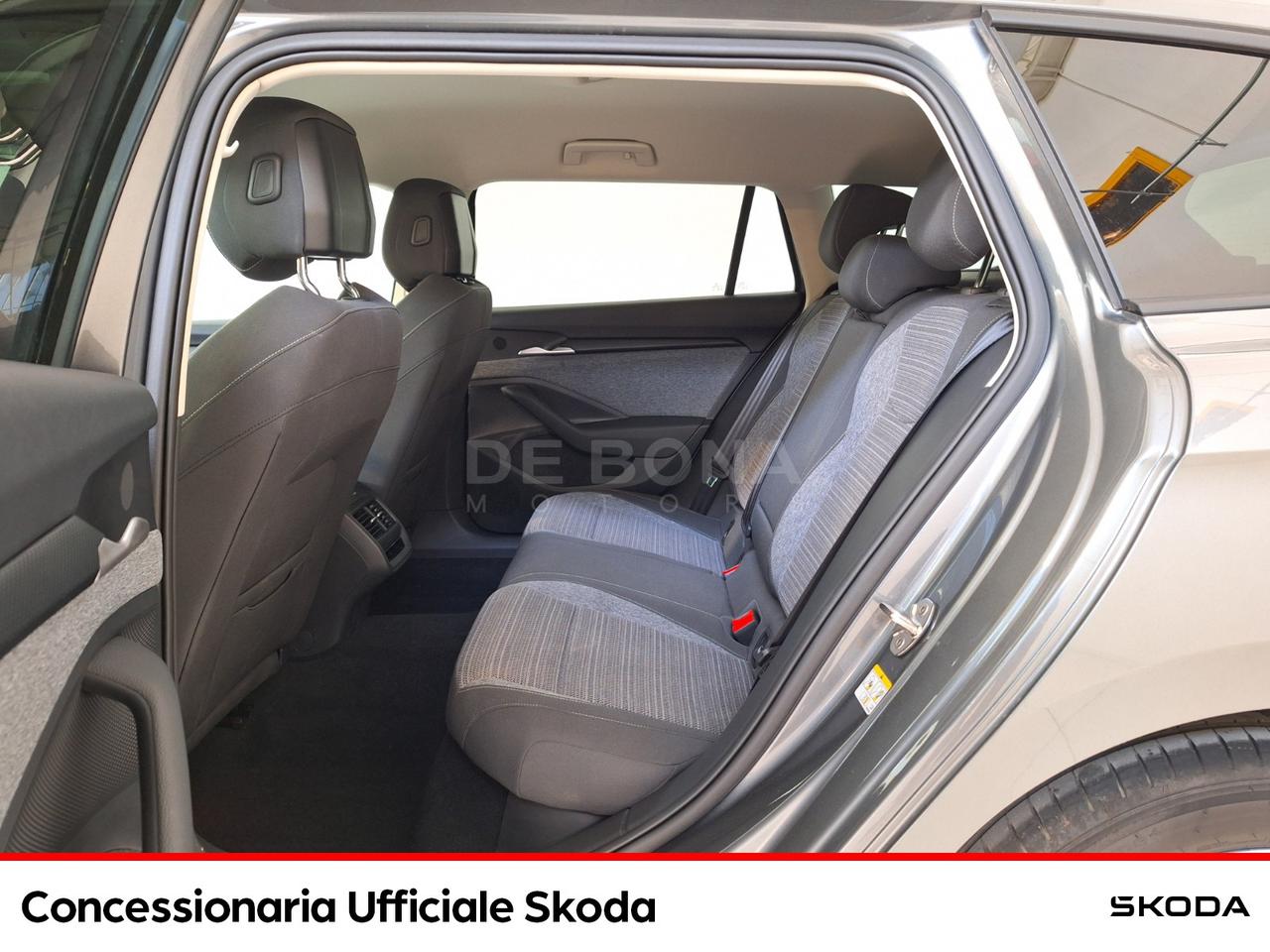 Skoda Superb wagon 2.0 tdi selection 150cv dsg