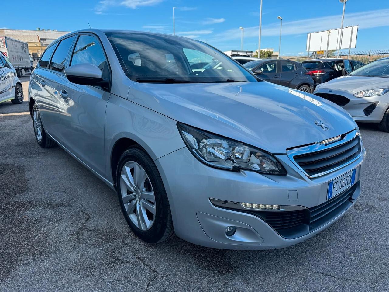 Peugeot 308 BlueHDi 120 S&S SW Business
