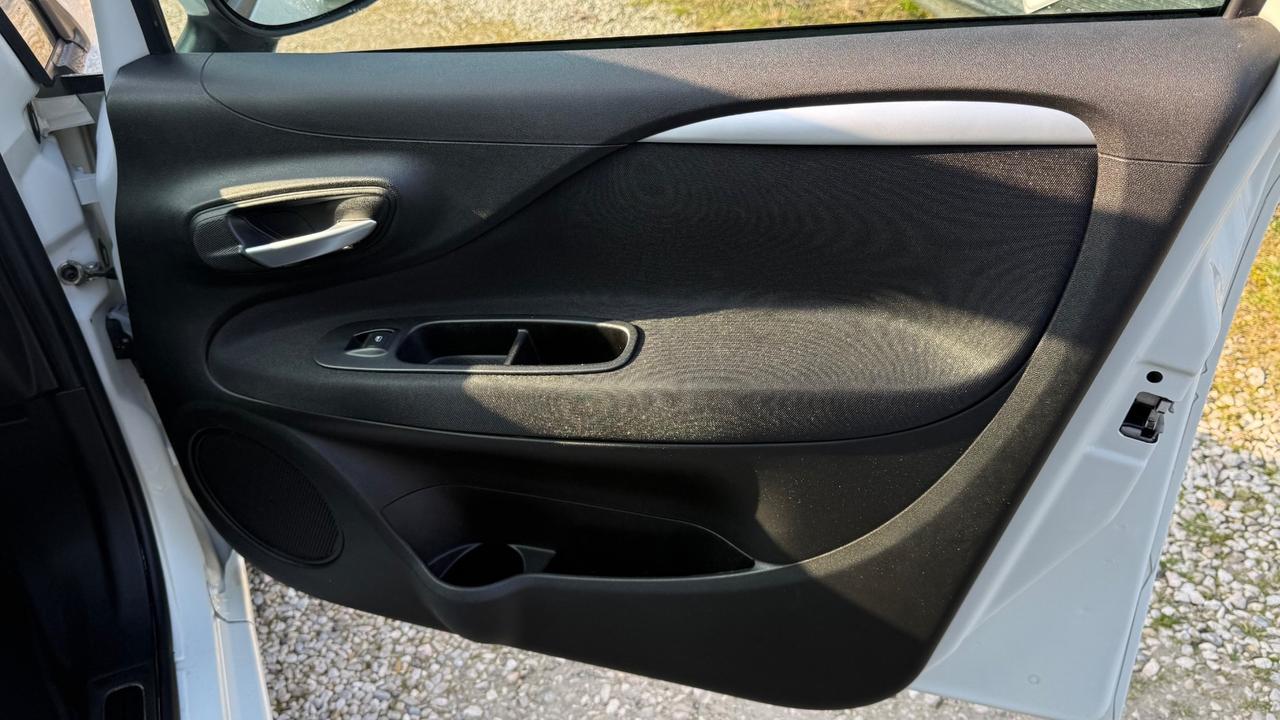 Fiat Punto 1.4 8V 5 porte Easypower Street