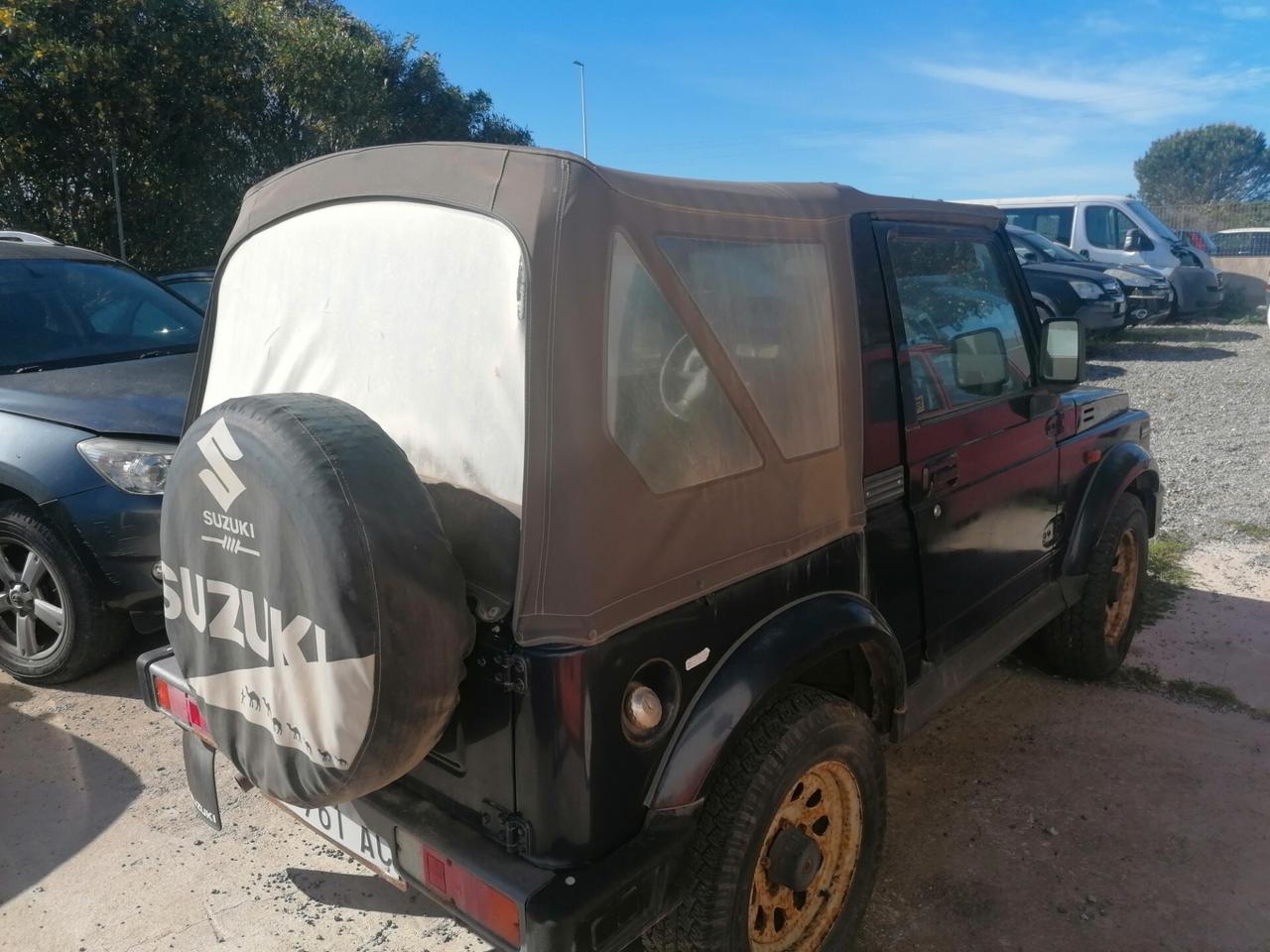 Suzuki SJ Samurai Samurai 1.3i cat Cabriolet De Luxe