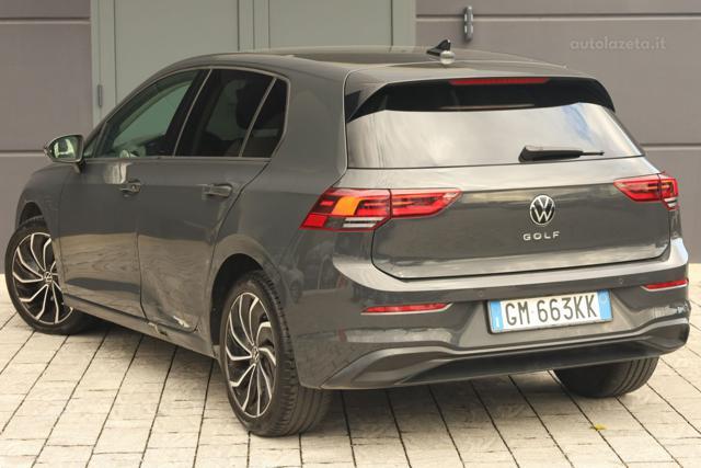 VOLKSWAGEN Golf 1.5 TSI Life