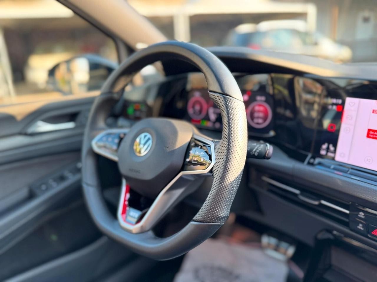 Volkswagen Golf GTI 2.0 TSI DSG