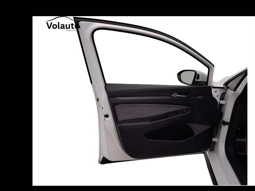 VOLKSWAGEN Golf VIII 2020 - Golf 1.5 tsi evo R-Line 130cv