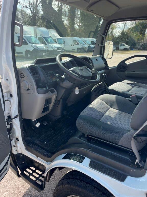 Nissan Cabstar Cassone Ribaltabile Trilaterale