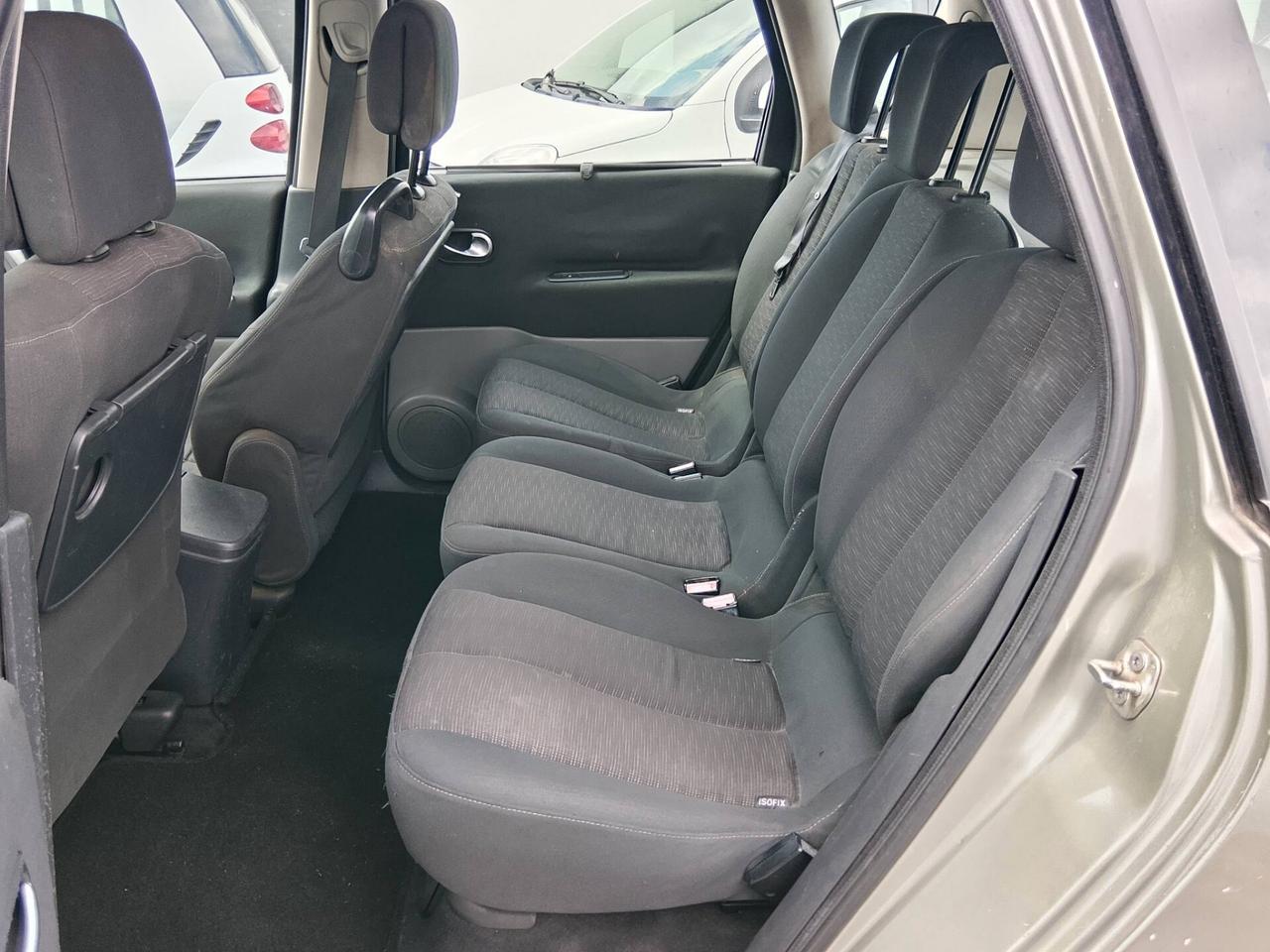 Renault Scenic 1.5 d 6 marce
